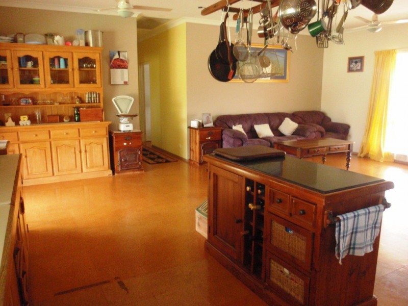 373 Greenough Road, Walkaway WA 6528