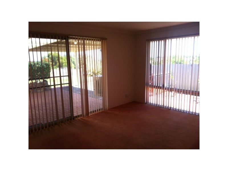 57 Calder Place, Waggrakine WA 6530