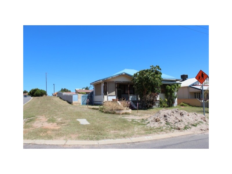 177 Shenton Street, Beachlands WA 6530