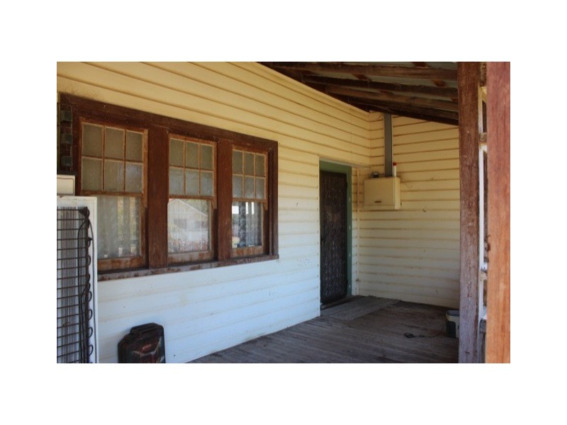 177 Shenton Street, Beachlands WA 6530