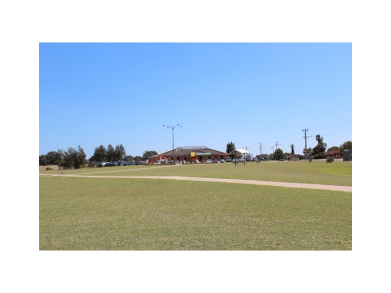 8 Betula Street, Rangeway WA 6530