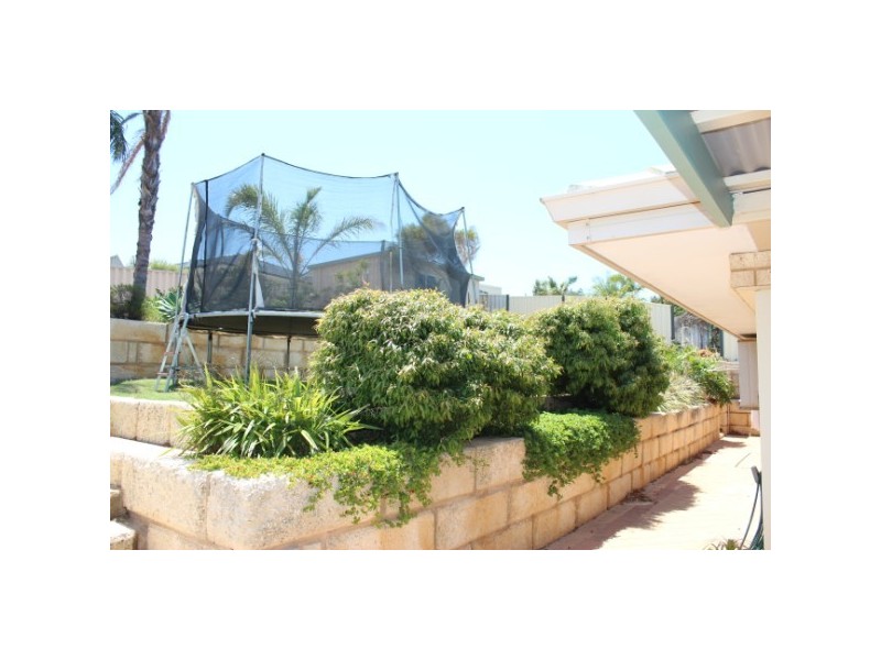 11 Pelican Rise, Wandina WA 6530