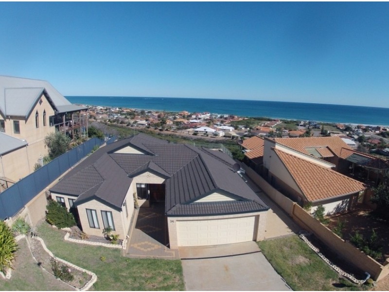 34 Barrett Drive, Wandina WA 6530