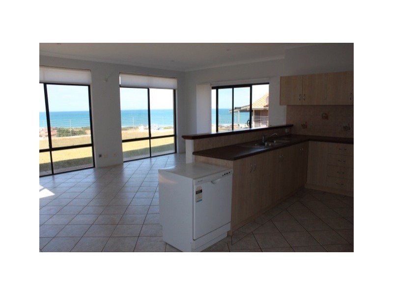 34 Barrett Drive, Wandina WA 6530