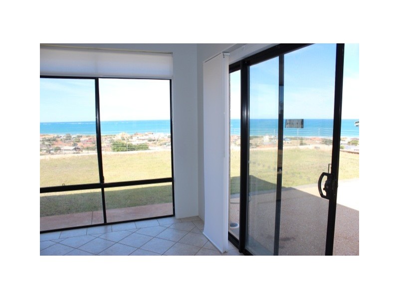 34 Barrett Drive, Wandina WA 6530