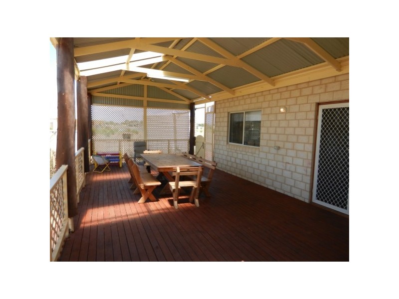 5 Roding Court, Deepdale WA 6532