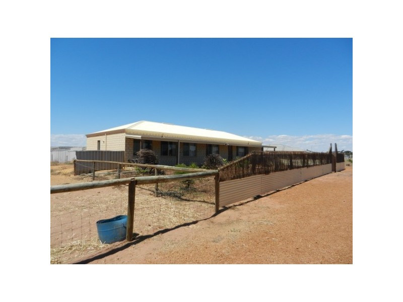 5 Roding Court, Deepdale WA 6532