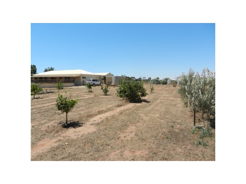 5 Roding Court, Deepdale WA 6532