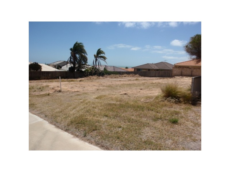 9 McDermott Avenue, Wandina WA 6530