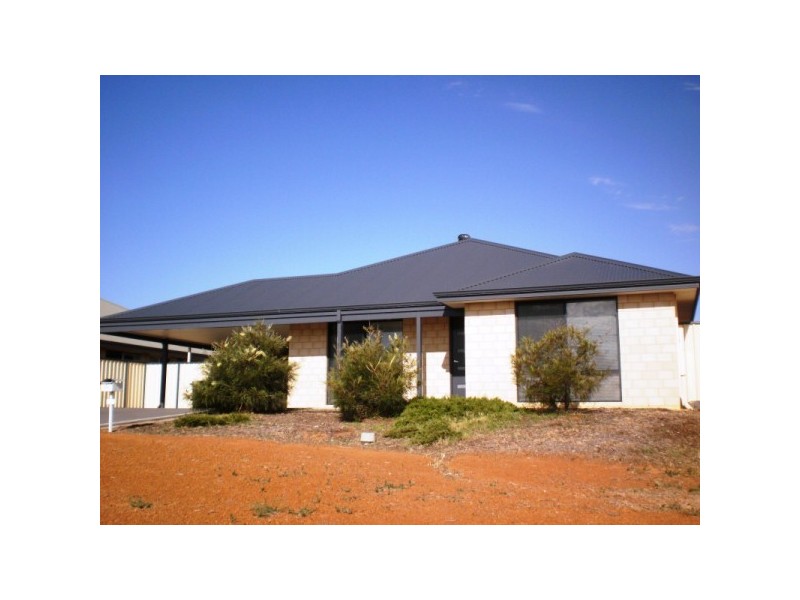 24 Ego Creek Loop, Waggrakine WA 6530