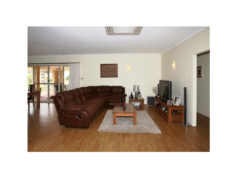 5 Toba Nook, Wandina WA 6530