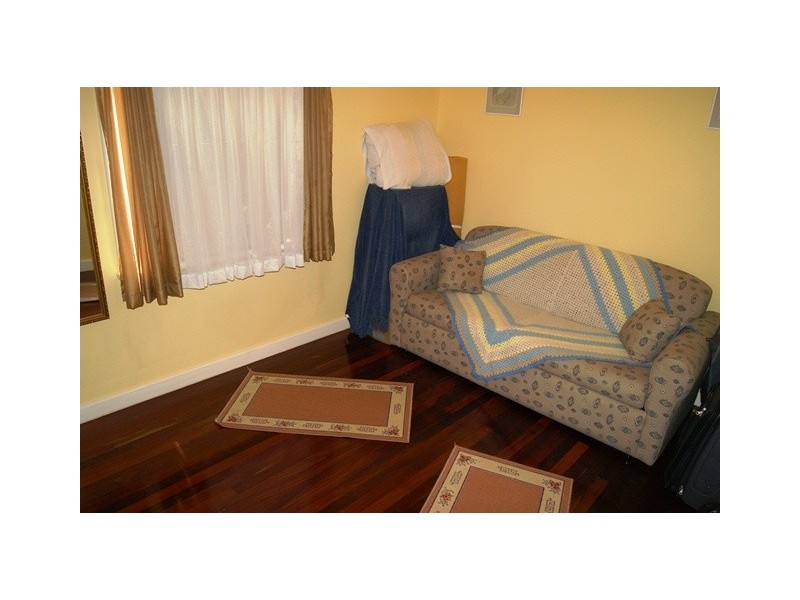 9 Whitfield Street, Beachlands WA 6530