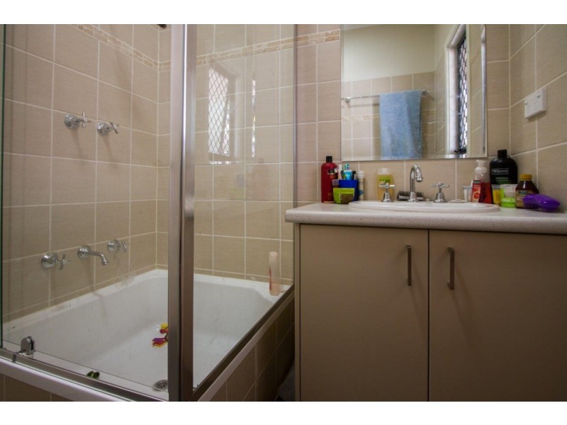 20 Diosma Street, Rangeway WA 6530