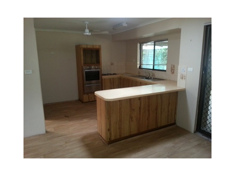 5 Alexander Drive, Glenfield WA 6532