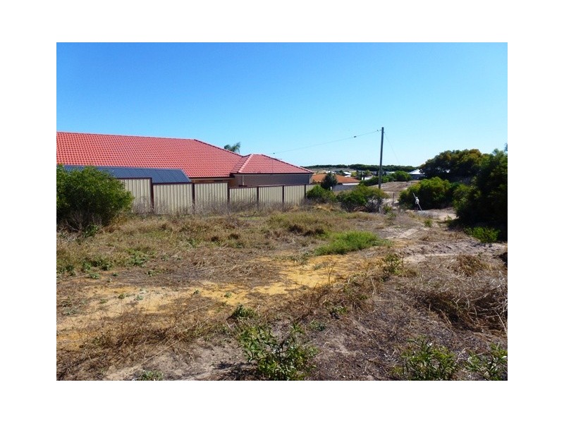 42 River Drive, Cape Burney WA 6532
