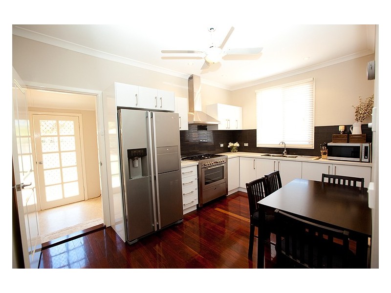 14 Crowther Street, Beachlands WA 6530