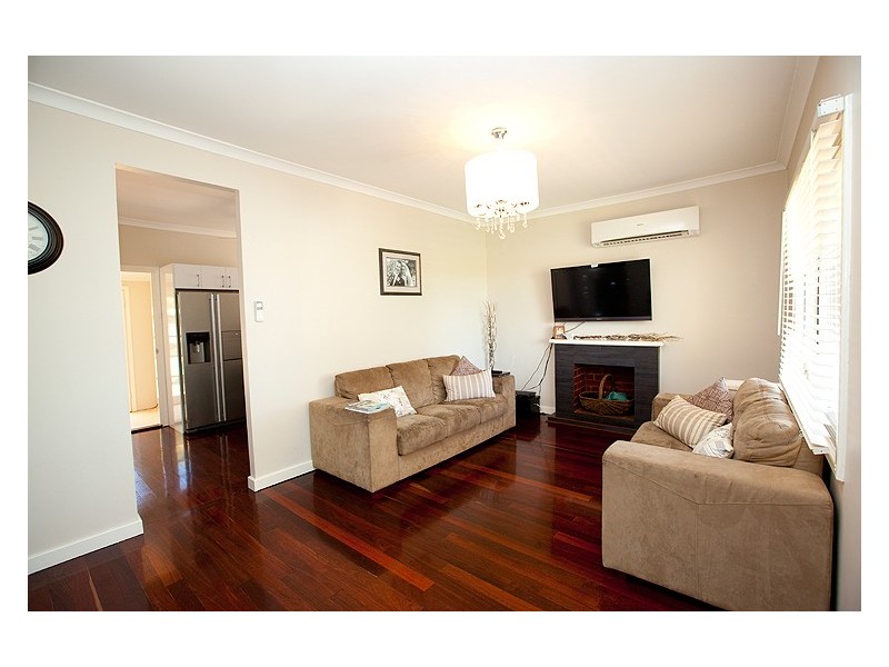 14 Crowther Street, Beachlands WA 6530