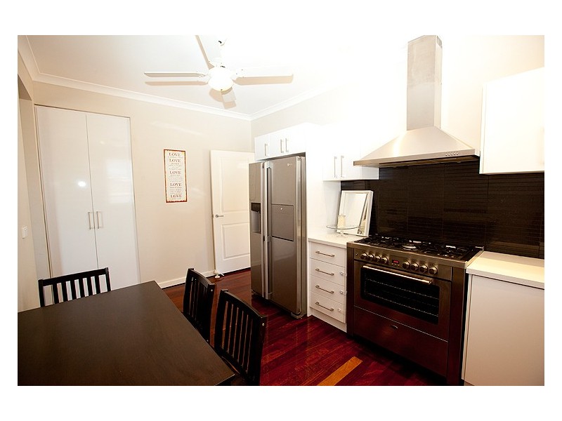 14 Crowther Street, Beachlands WA 6530