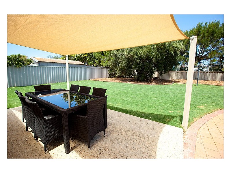 14 Crowther Street, Beachlands WA 6530