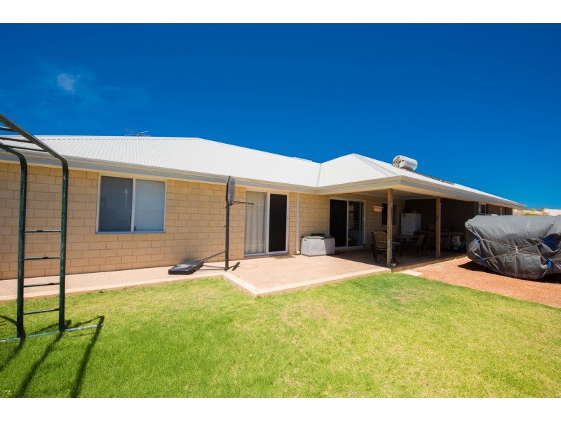 10 Seastar Cove, Sunset Beach WA 6530