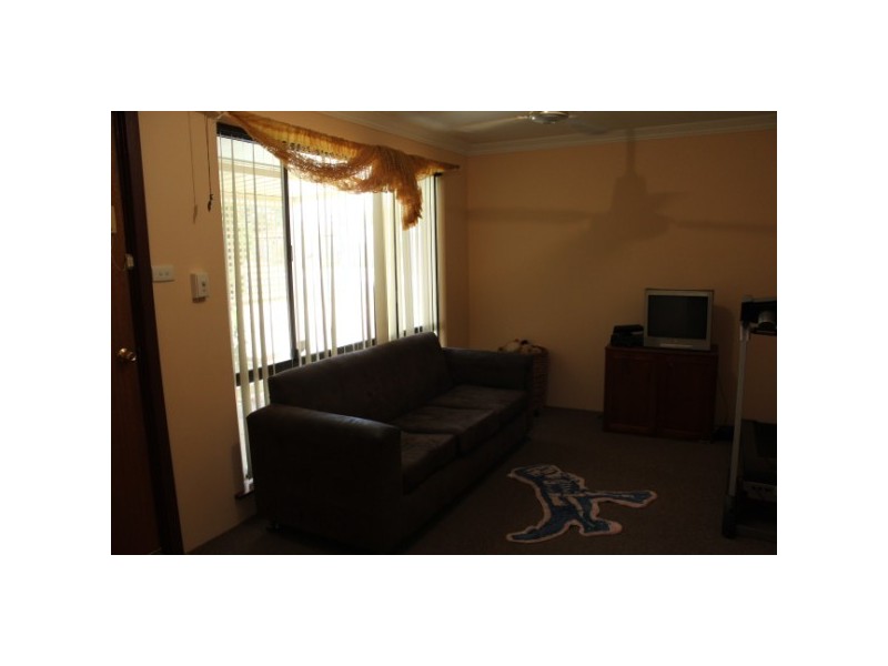 1 Ritchie Way, Rangeway WA 6530