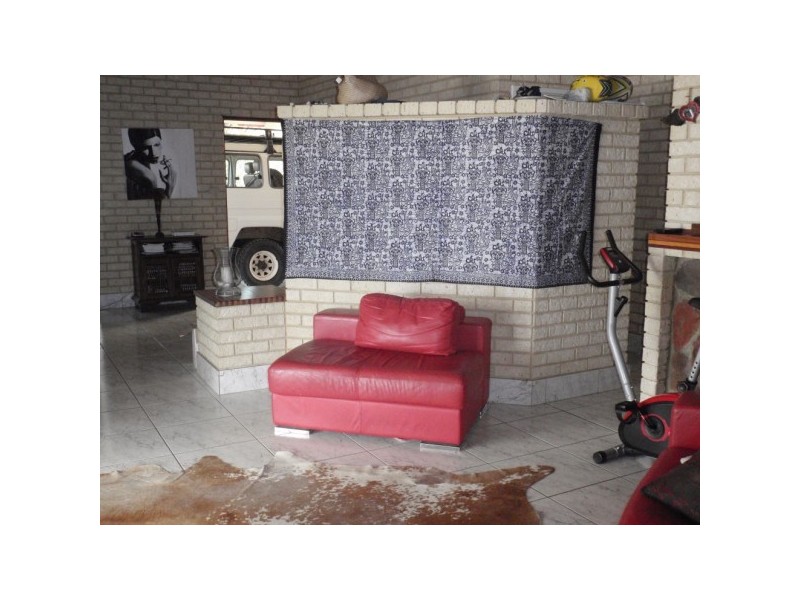 41 Eakins Crescent, Wandina WA 6530