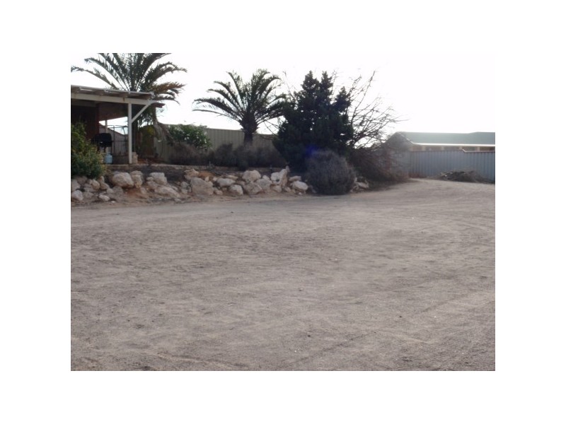 41 Eakins Crescent, Wandina WA 6530