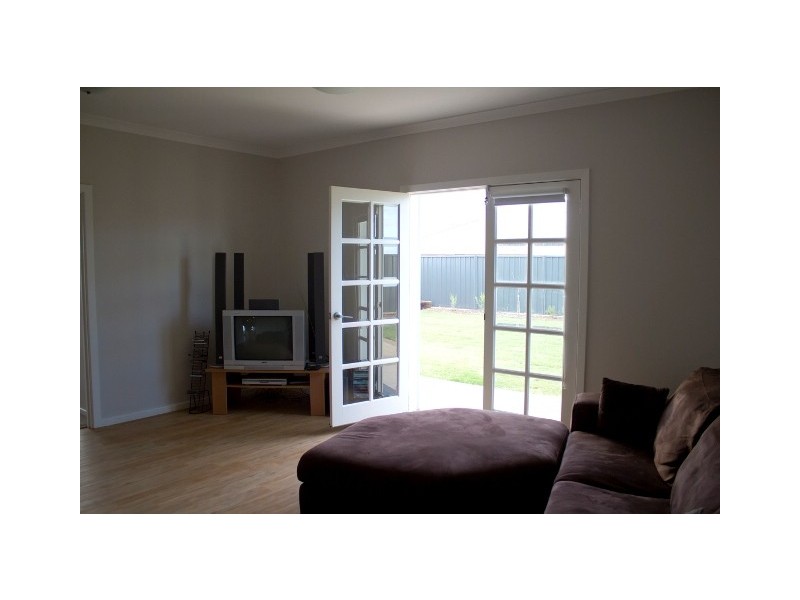 23 Andrew Lane, Waggrakine WA 6530