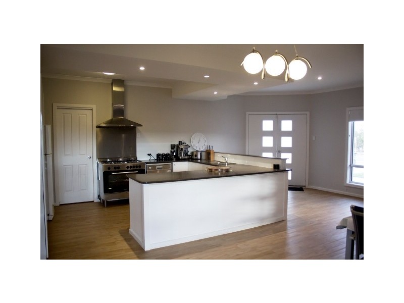 23 Andrew Lane, Waggrakine WA 6530