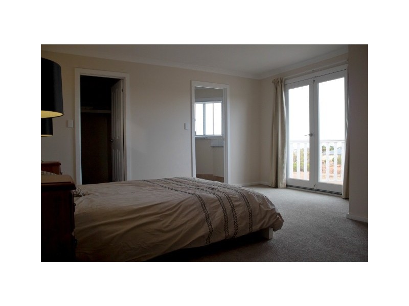 23 Andrew Lane, Waggrakine WA 6530