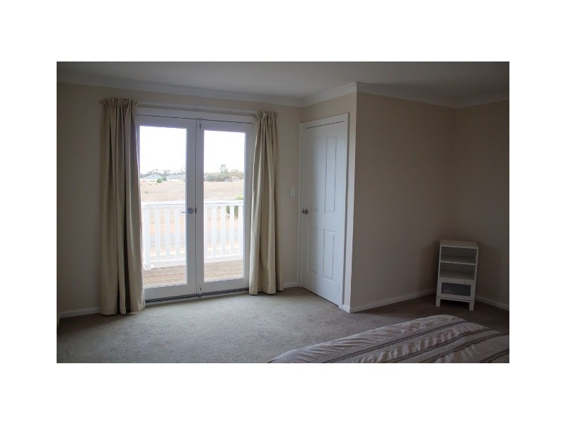 23 Andrew Lane, Waggrakine WA 6530