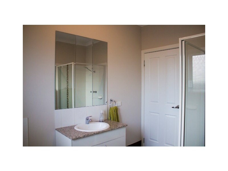 23 Andrew Lane, Waggrakine WA 6530