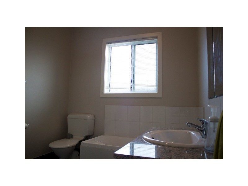 23 Andrew Lane, Waggrakine WA 6530