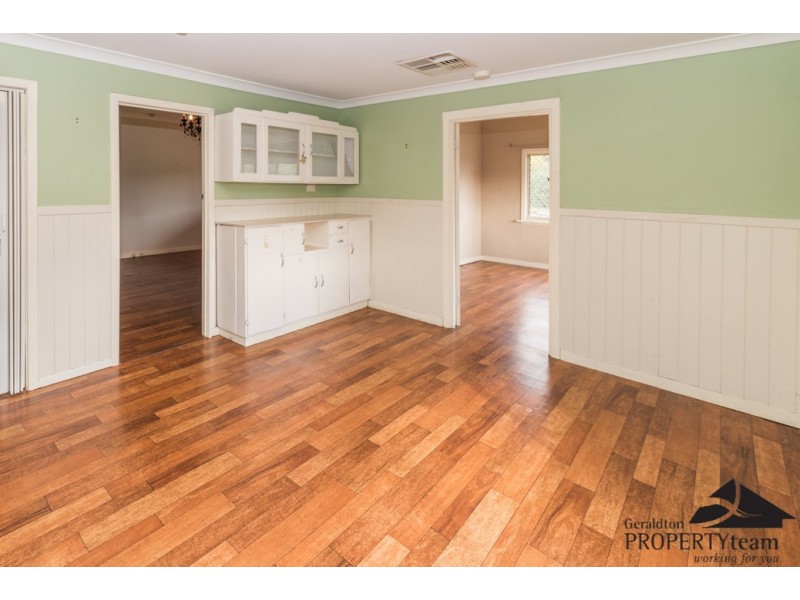 14 Reilly Road, Wonthella WA 6530