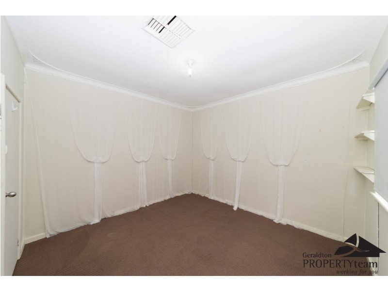 14 Reilly Road, Wonthella WA 6530