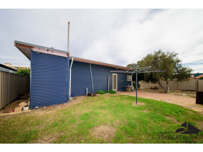 14 Reilly Road, Wonthella WA 6530
