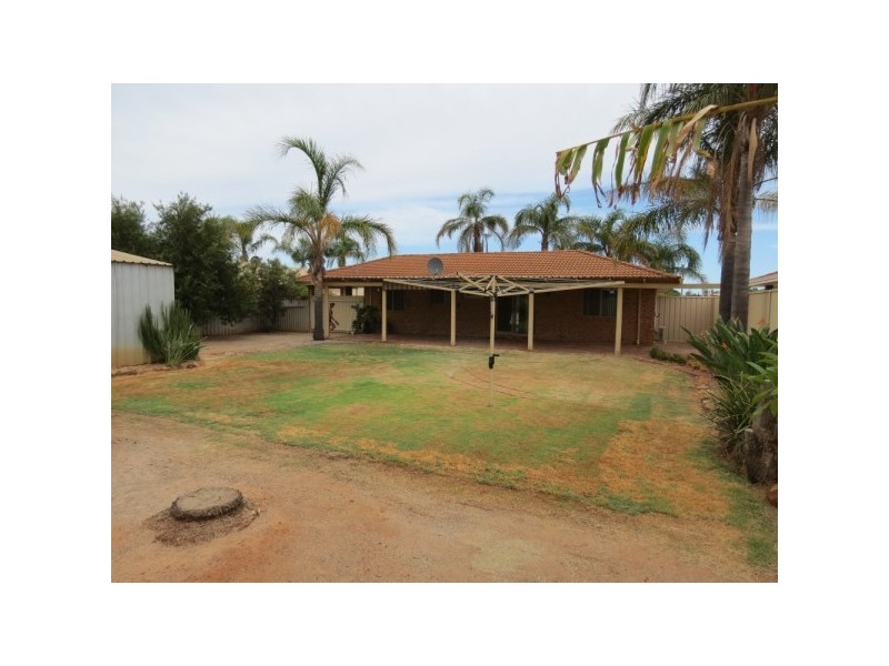 8 Pinna Way, Sunset Beach WA 6530