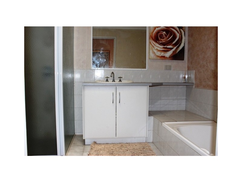 6 Waverley Street, Mount Tarcoola WA 6530