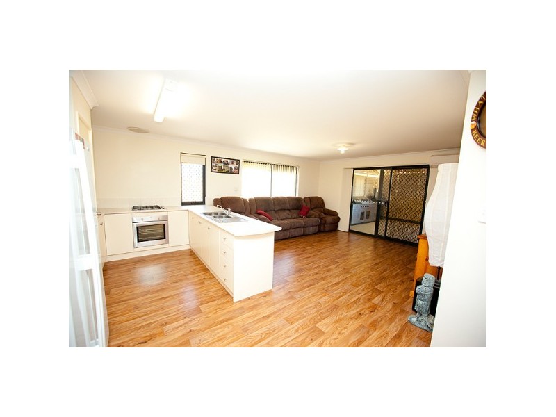 11 Castlefin Road, Utakarra WA 6530