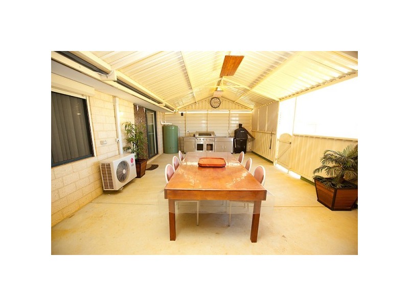 11 Castlefin Road, Utakarra WA 6530