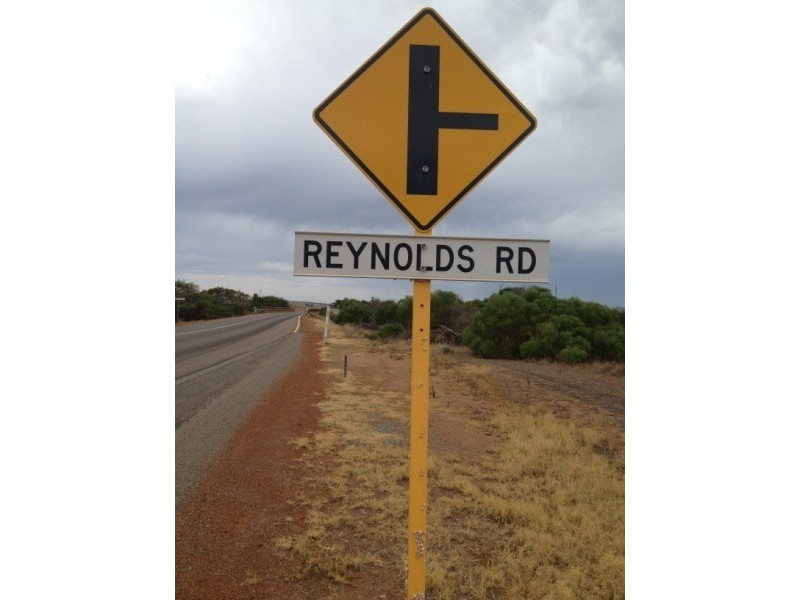 62 Reynolds Road, South Greenough WA 6528