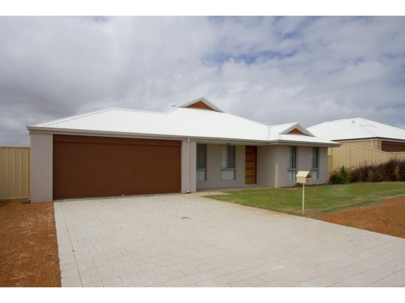 50 Ocean Queen Drive, Wandina WA 6530