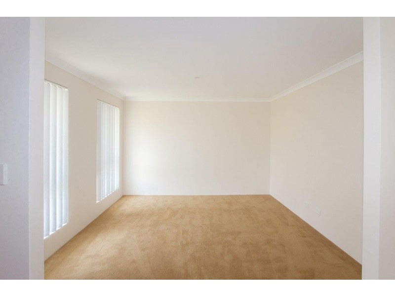 50 Ocean Queen Drive, Wandina WA 6530