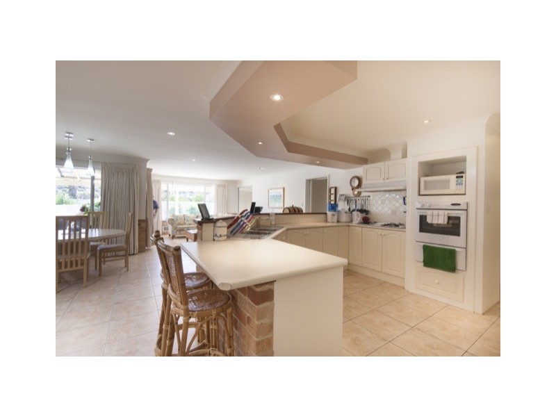 91 Glendinning Rd, Tarcoola Beach WA 6530