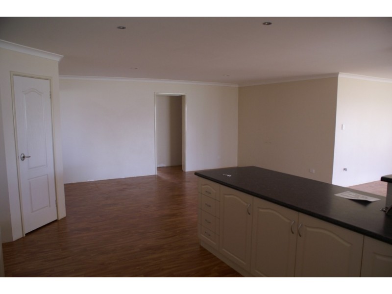 10 Archdale Rise, Wandina WA 6530