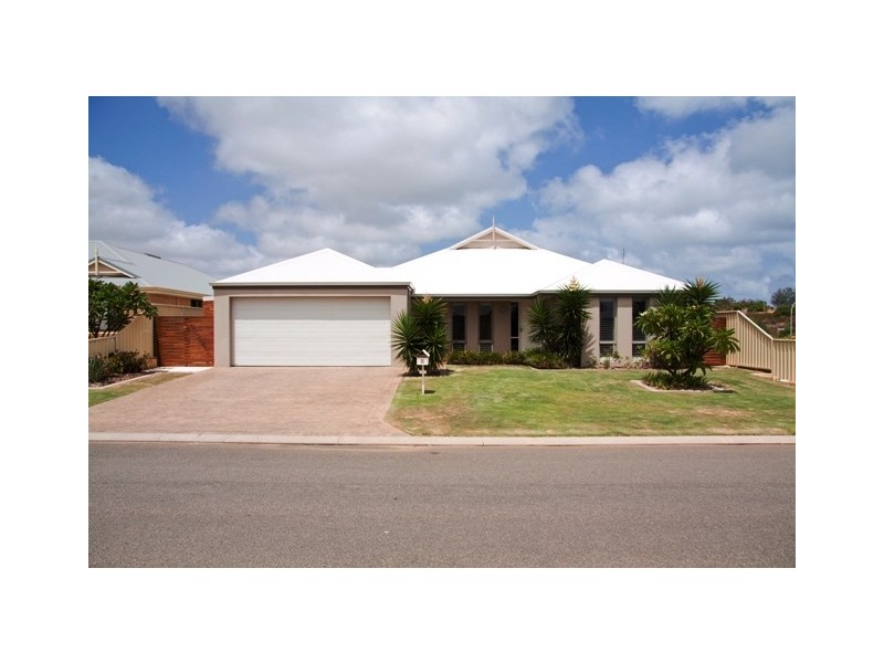 8 Topsail Street, Drummond Cove WA 6532