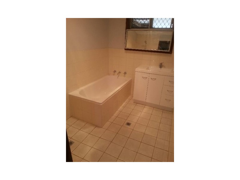 10 Woodman Street, Utakarra WA 6530