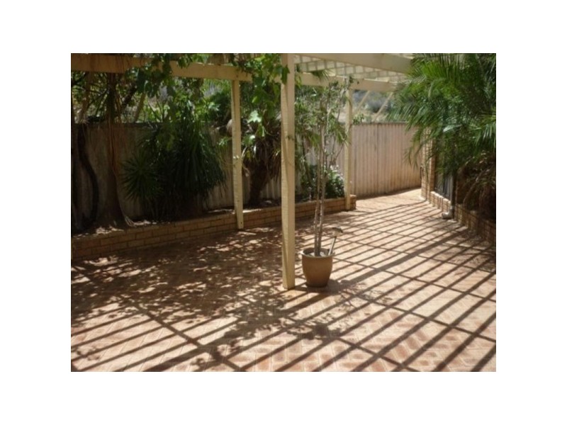 11 Sheldon Place, Tarcoola Beach WA 6530