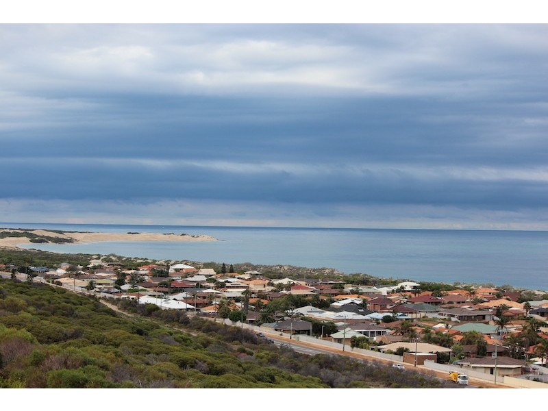 22 Old Acres Court, Wandina WA 6530