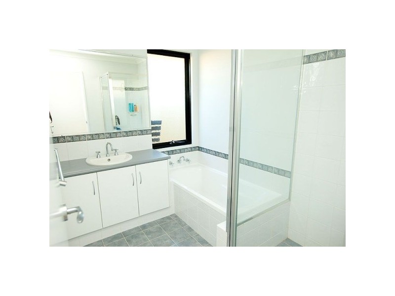 29 Brockagh Drive, Utakarra WA 6530